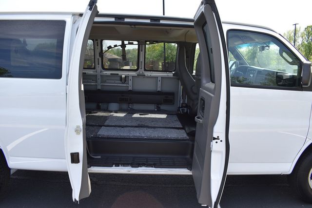 2018 Chevrolet Express Cargo Van LT EXTENDED 3500 VAN - 22411190 - 21