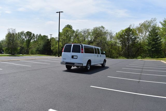 2018 Chevrolet Express Cargo Van LT EXTENDED 3500 VAN - 22411190 - 32