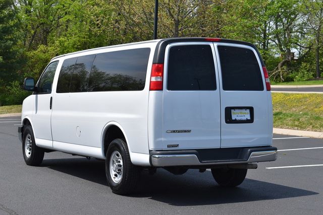 2018 Chevrolet Express Cargo Van LT EXTENDED 3500 VAN - 22411190 - 35