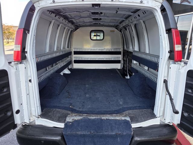 2018 Chevrolet Express Cargo Van RWD 2500 135" - 22936414 - 10