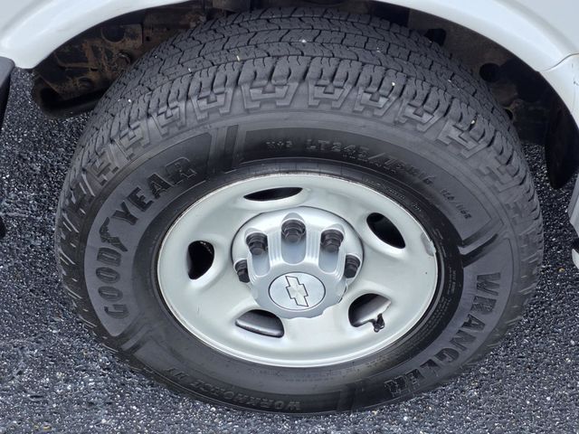 2018 Chevrolet Express Cargo Van RWD 2500 135" - 22936414 - 23