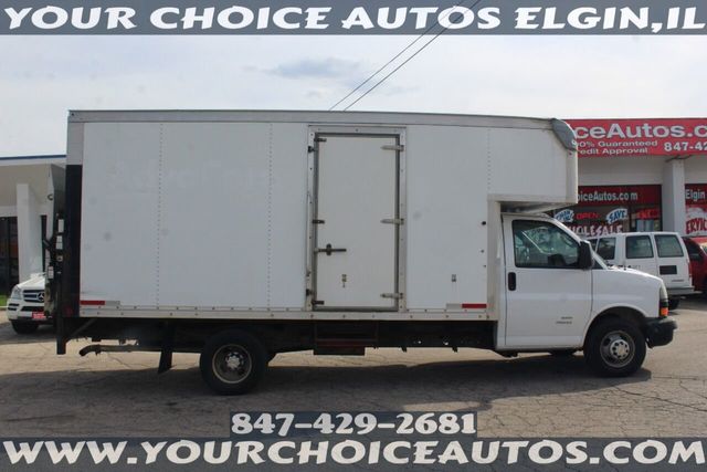 2018 Chevrolet Express Commercial Cutaway 4500 Van 177" - 21927348 - 5