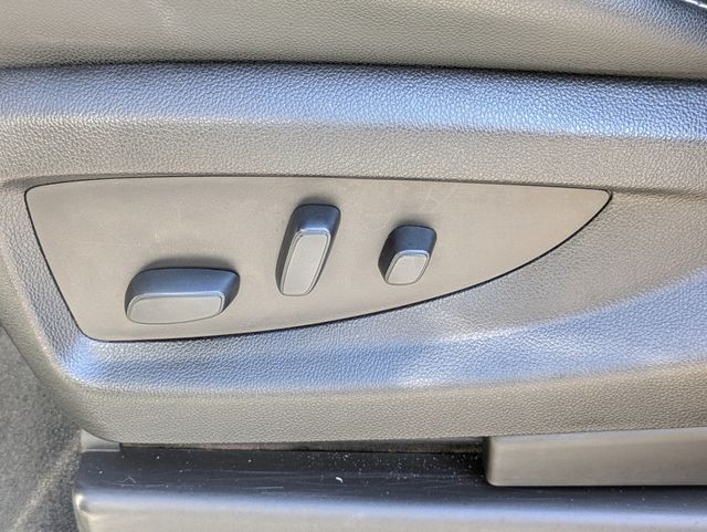 2018 Chevrolet Silverado 1500  - 22899293 - 19