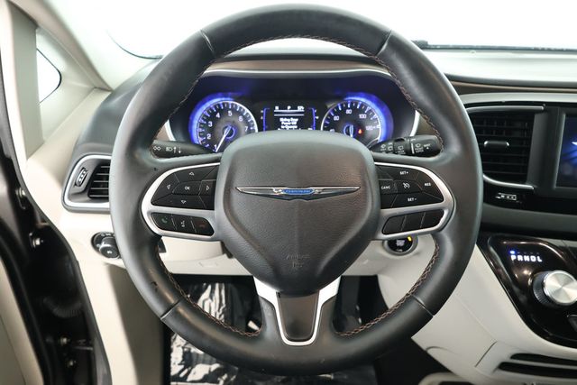 2018 Chrysler Pacifica Touring L - 22930942 - 10