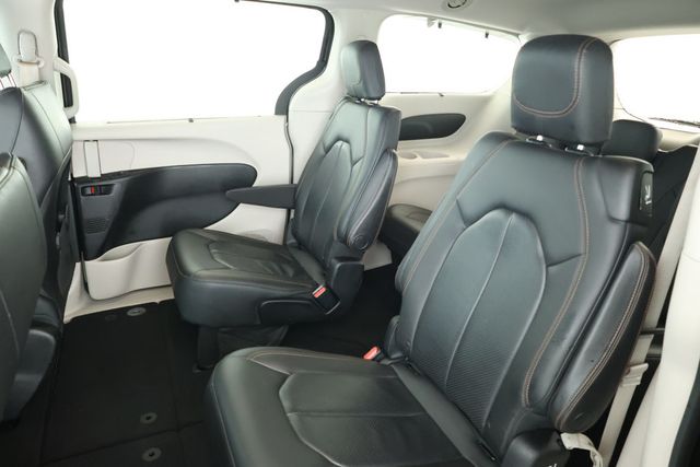 2018 Chrysler Pacifica Touring L - 22930942 - 18