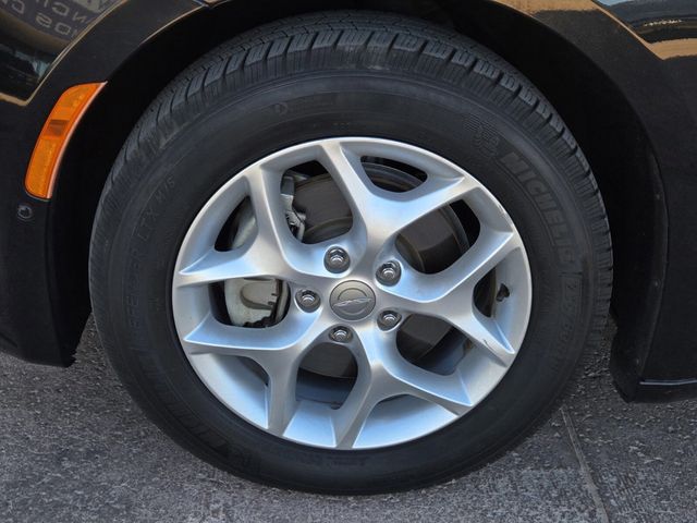 2018 Chrysler Pacifica Touring L FWD - 22935154 - 5