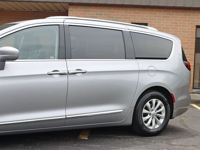2018 Chrysler Pacifica Touring L FWD - 22868219 - 1