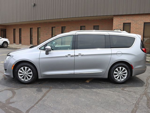 2018 Chrysler Pacifica Touring L FWD - 22868219 - 6