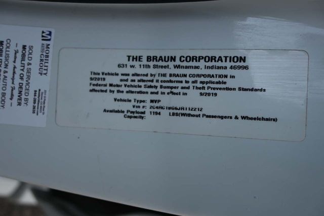 2018 Chrysler Pacifica Touring L FWD - 22922593 - 33