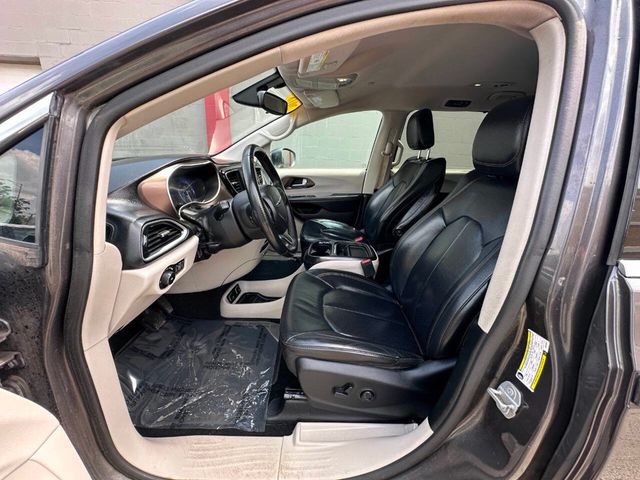 2018 Chrysler Pacifica Touring L FWD - 22892164 - 16