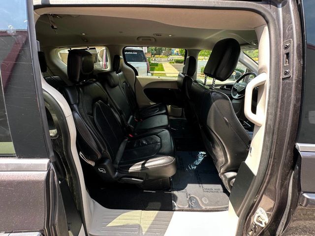 2018 Chrysler Pacifica Touring L FWD - 22892164 - 27