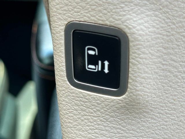 2018 Chrysler Pacifica Touring L FWD - 22892164 - 30