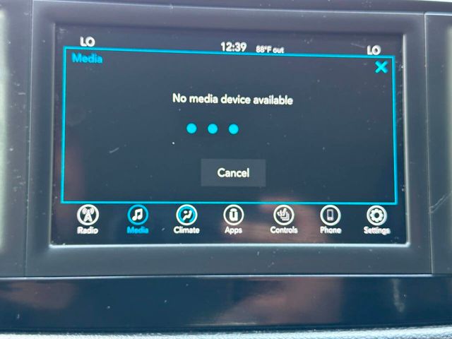 2018 Chrysler Pacifica Touring L FWD - 22892164 - 46