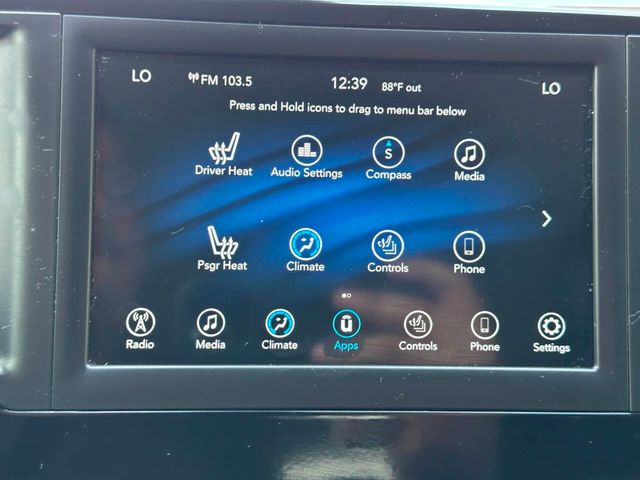 2018 Chrysler Pacifica Touring L FWD - 22892164 - 49