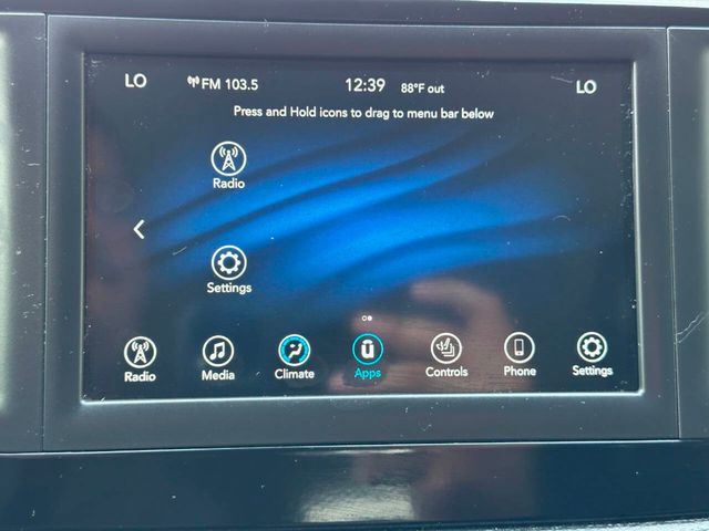 2018 Chrysler Pacifica Touring L FWD - 22892164 - 50