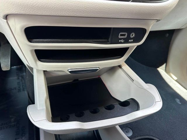2018 Chrysler Pacifica Touring L FWD - 22892164 - 55
