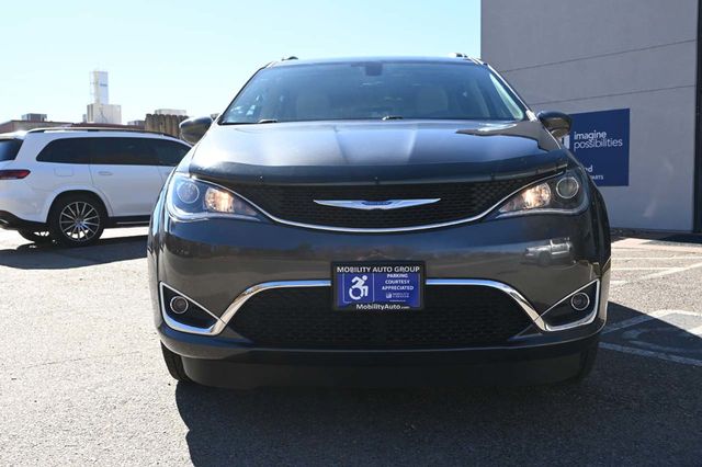 2018 Chrysler Pacifica Touring L Plus FWD - 22940398 - 3
