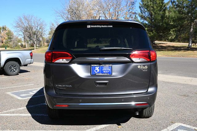 2018 Chrysler Pacifica Touring L Plus FWD - 22940398 - 6