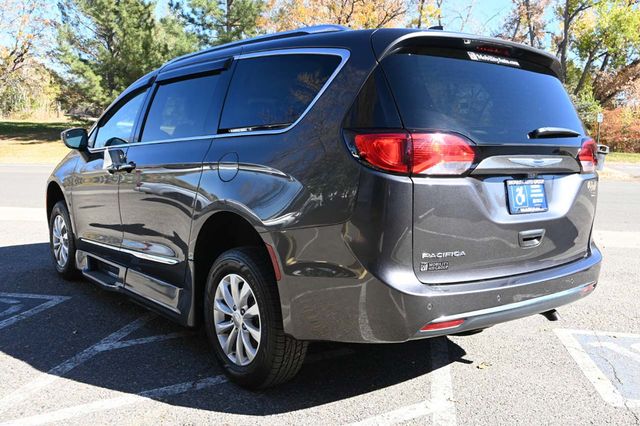 2018 Chrysler Pacifica Touring L Plus FWD - 22940398 - 7