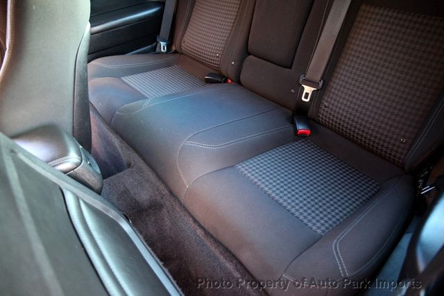 2018 Dodge Challenger SXT RWD - 22872212 - 25