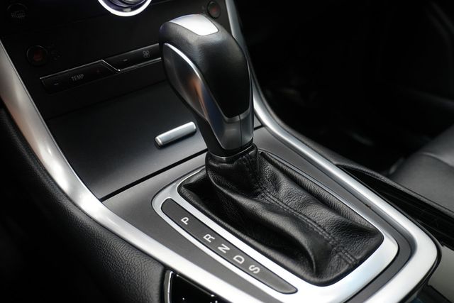 2018 Ford Edge Titanium FWD - 22917630 - 19