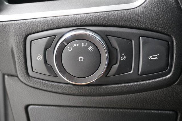 2018 Ford Edge Titanium FWD - 22917630 - 21