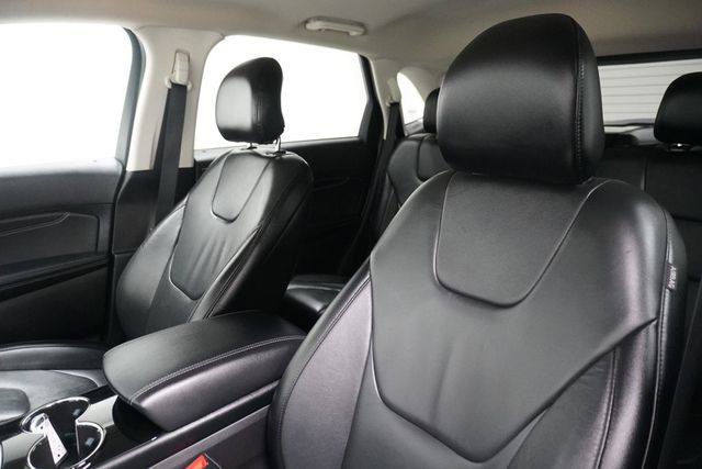 2018 Ford Edge Titanium FWD - 22917630 - 8