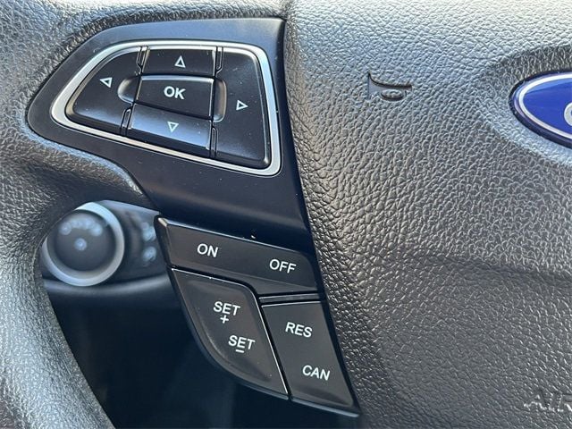 2018 Ford Escape SE 4WD - 22937409 - 21