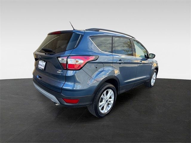 2018 Ford Escape SE 4WD - 22937409 - 4