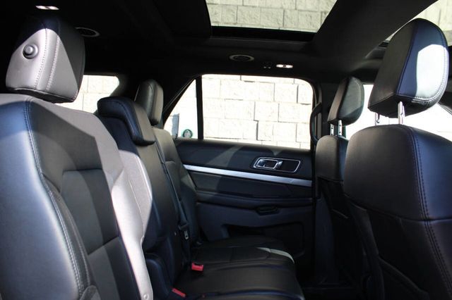 2018 Ford Explorer XLT 4WD - 22913271 - 14