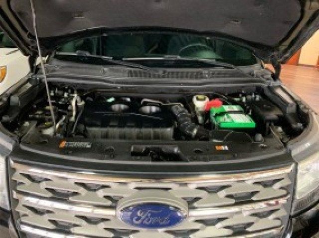 2018 Ford Explorer XLT FWD - 21690894 - 43