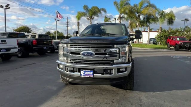2018 Ford F250 Super Duty Crew Cab LARIAT FX4 4X4 NAV BACK UP CAM 1OWNER CLEAN - 22316723 - 3