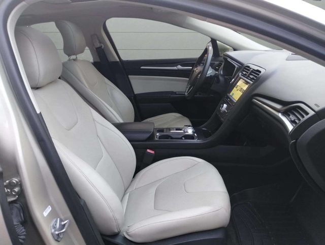 2018 Ford Fusion Titanium AWD - 22932544 - 21