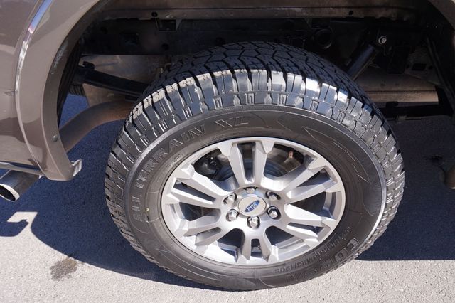 2018 Ford F-150 LARIAT, 4X4, PREMIUM WHEELS, RUNNING BOARDS, NAVIGATION - 22933571 - 13