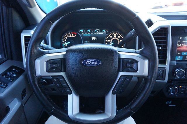 2018 Ford F-150 LARIAT, 4X4, PREMIUM WHEELS, RUNNING BOARDS, NAVIGATION - 22933571 - 25