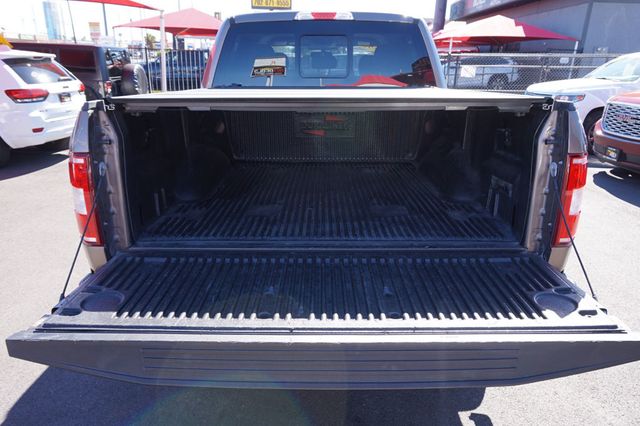 2018 Ford F-150 LARIAT, 4X4, PREMIUM WHEELS, RUNNING BOARDS, NAVIGATION - 22933571 - 7