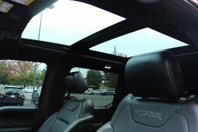 2018 Ford F-150 Raptor 4WD SuperCrew 5.5' Box - 22934028 - 22