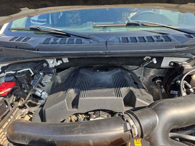 2018 Ford F-150 SUPERCREW - 22904560 - 17