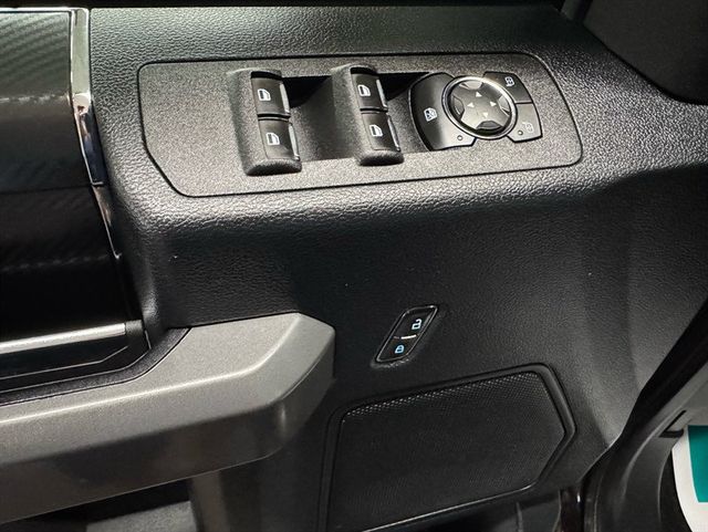 2018 Ford F-150 XLT SuperCrew 4WD - 22929576 - 11