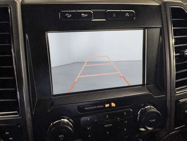 2018 Ford F-150 XLT SuperCrew 4WD - 22929576 - 16