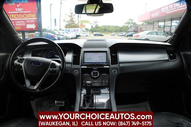 2018 Ford Taurus SHO AWD - 22912347 - 19