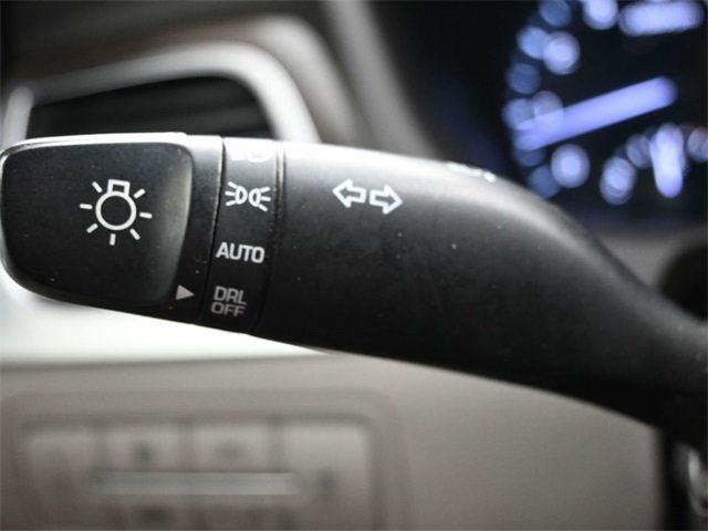 2018 Genesis G80 3.8L AWD - 22931236 - 28