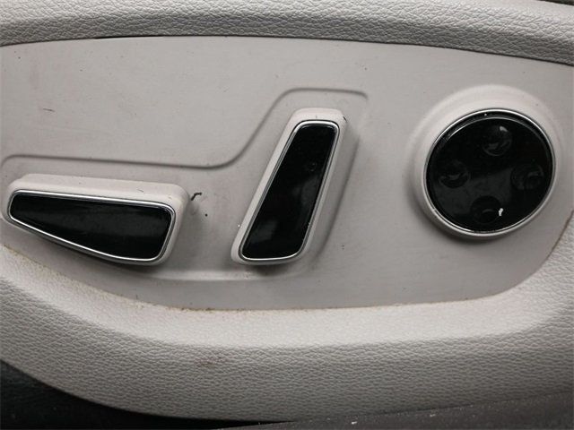 2018 Genesis G80 3.8L AWD - 22931236 - 7