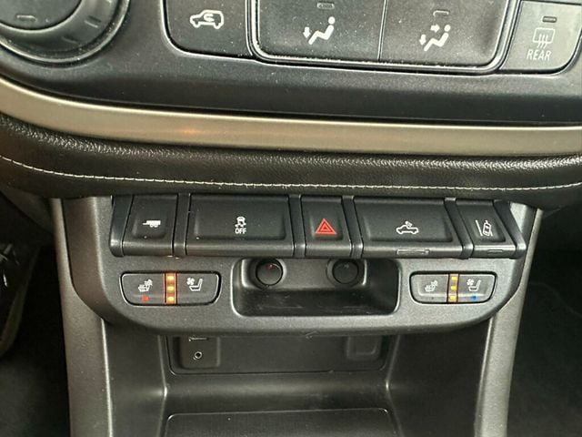 2018 GMC Canyon 4WD Crew Cab 128.3" Denali - 22933834 - 14