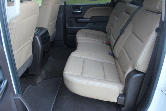 2018 GMC Sierra 1500 4WD Crew Cab 143.5" Denali - 22935834 - 30