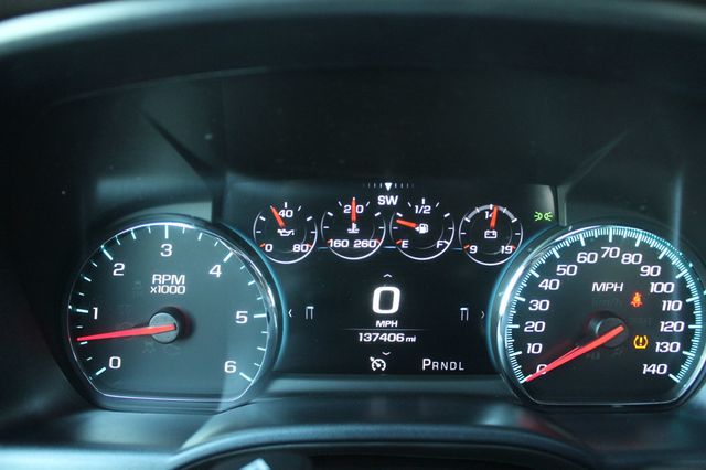 2018 GMC Sierra 1500 4WD Crew Cab 143.5" Denali - 22935834 - 33
