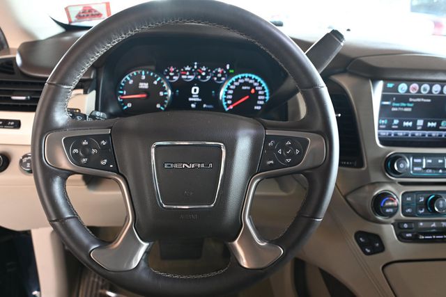 2018 GMC Yukon XL 4WD 4dr Denali with Ultimate Package & 22'' Wheels - 22936594 - 13