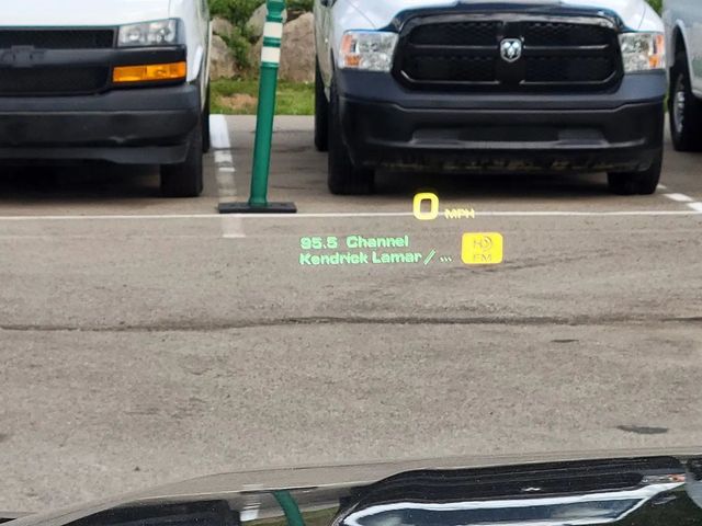 2018 GMC Yukon XL Denali Sport Utility 4D - 22932913 - 20