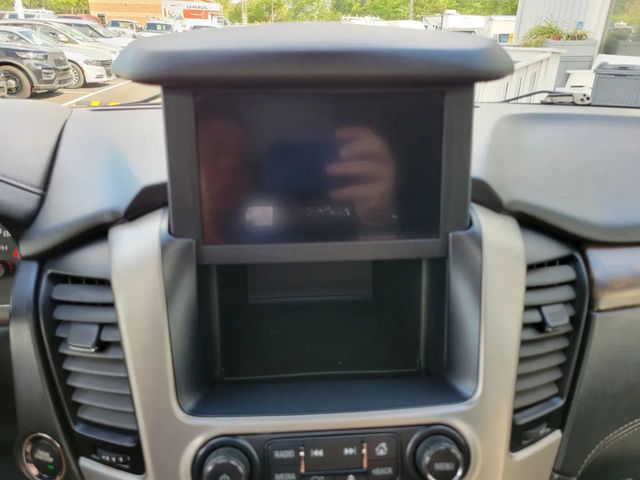 2018 GMC Yukon XL Denali Sport Utility 4D - 22932913 - 38