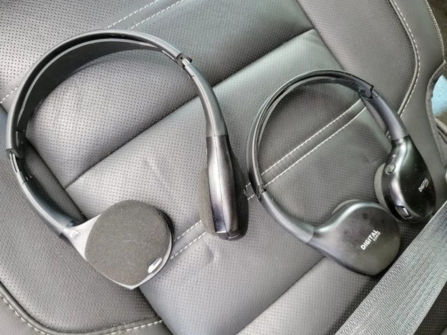 2018 GMC Yukon XL Denali Sport Utility 4D - 22932913 - 39